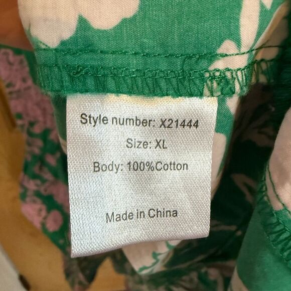 XiRENA Larkyn Midi Dress - Picture 8 of 9